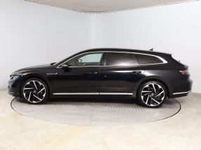 Volkswagen Arteon - 2021