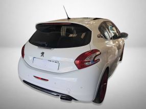 Peugeot 208 - 2014