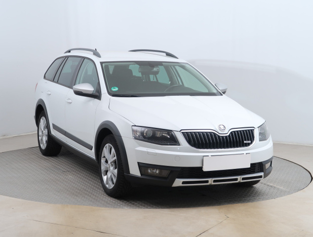 Škoda Octavia Scout 2015
