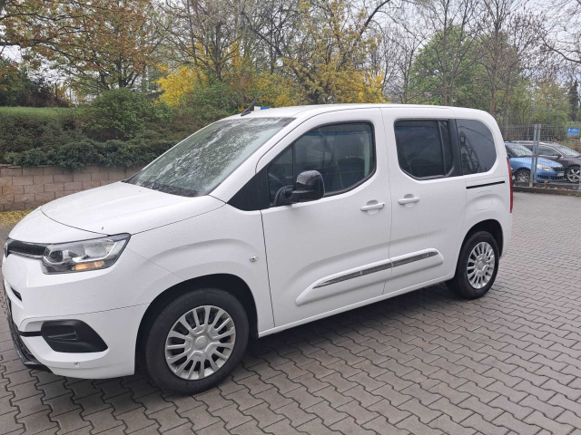 Toyota Proace City Verso 2024