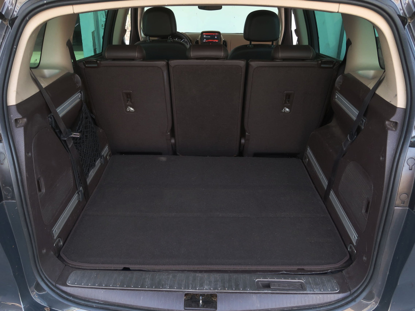 Opel Zafira Tourer, 2014