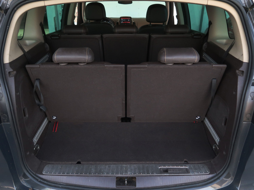 Opel Zafira Tourer, 2014
