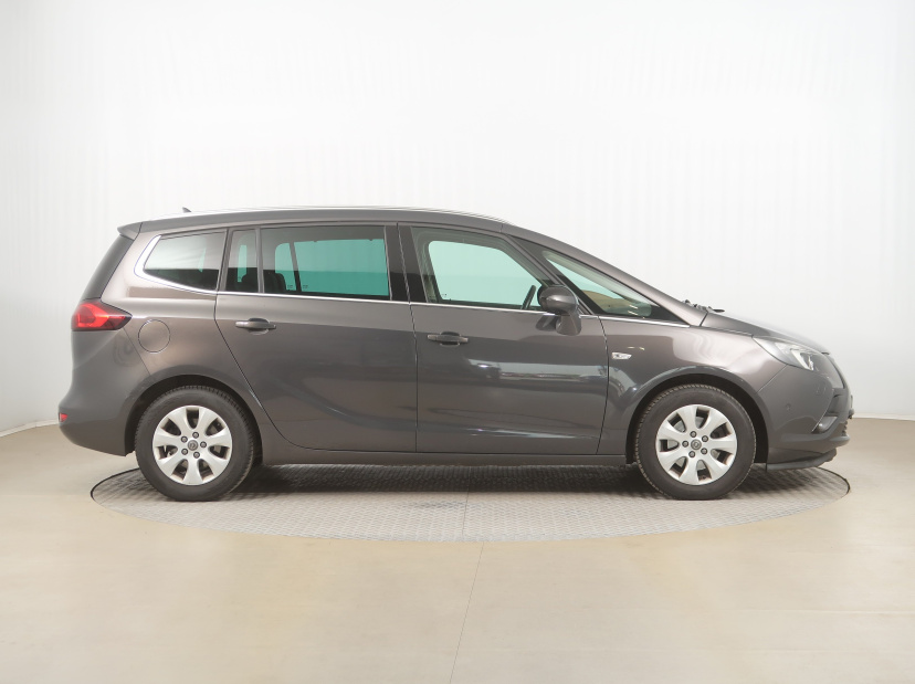 Opel Zafira Tourer, 2014
