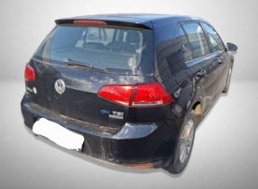 Volkswagen Golf - 2013