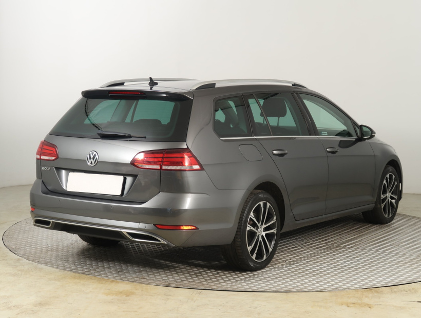 Volkswagen Golf, 2019
