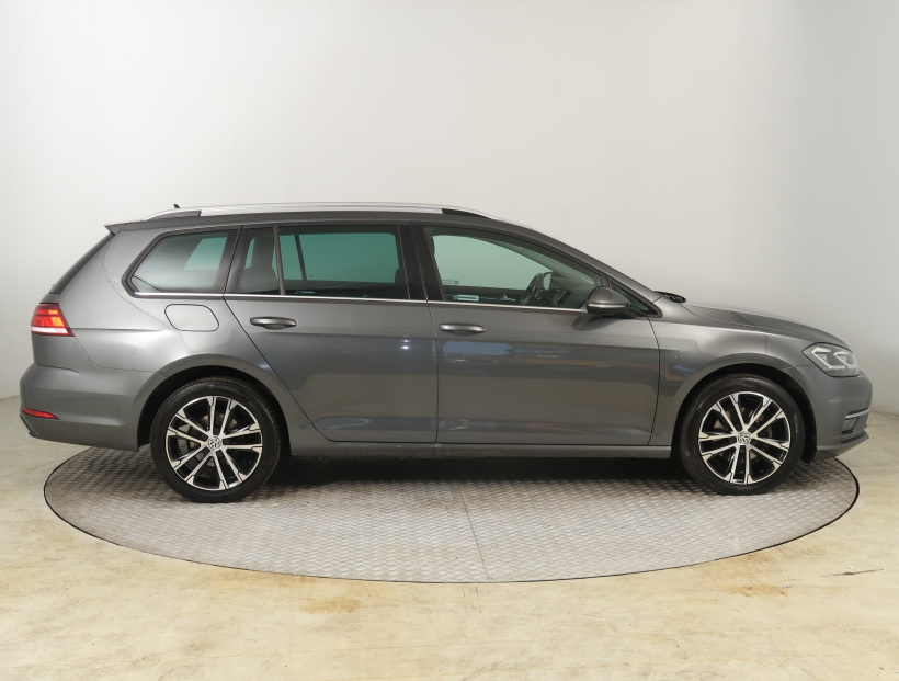 Volkswagen Golf, 2019