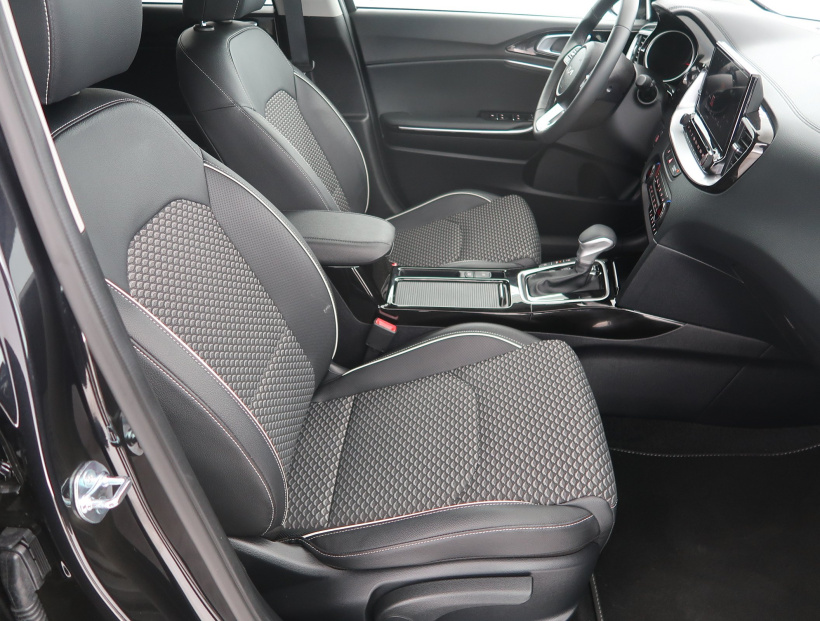 Kia XCeed, 2025