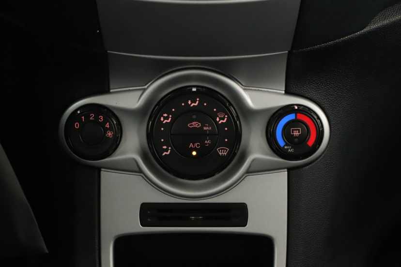 Ford Fiesta, 2011