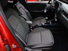 Mitsubishi Colt - 2025