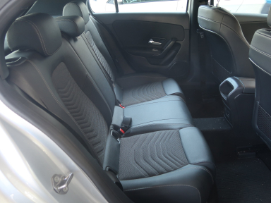 Mercedes-Benz A - 2021