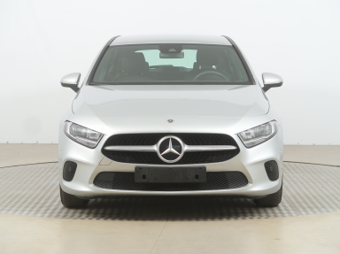 Mercedes-Benz A - 2021