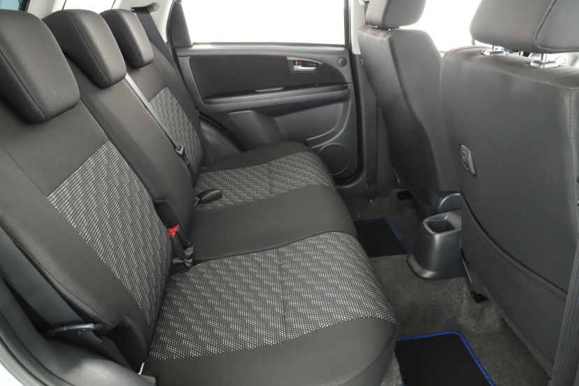 Suzuki SX4, 2009