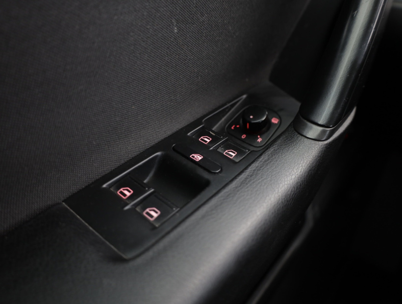 Volkswagen Passat, 2011