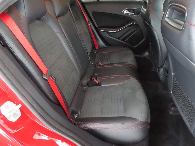 Mercedes-Benz CLA, 2016