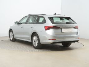 Škoda Octavia - 2022