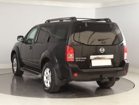 Nissan Pathfinder - 2009