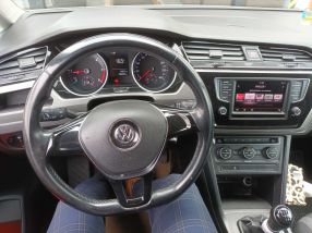 Volkswagen Touran - 2016