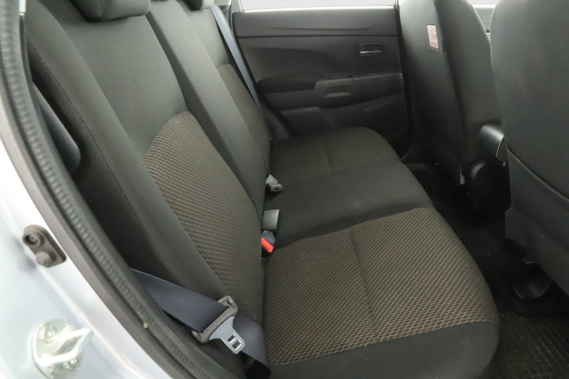Mitsubishi ASX, 2016