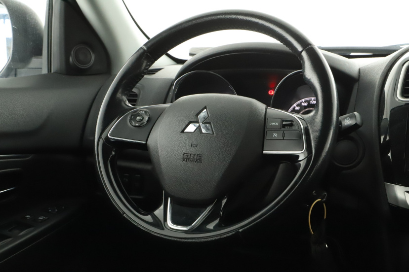 Mitsubishi ASX, 2016
