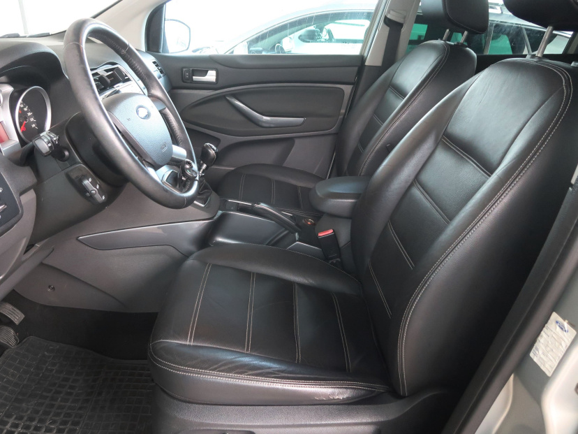 Ford Kuga, 2009