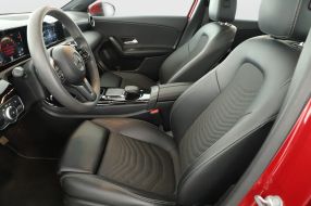 Mercedes-Benz A - 2020