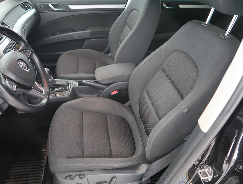 Škoda Superb, 2014