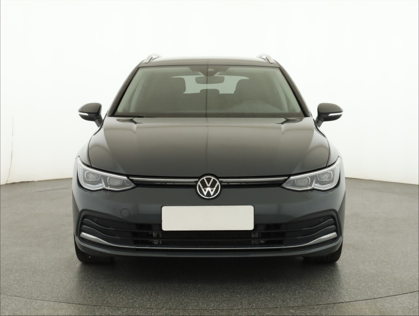 Volkswagen Golf - 2021