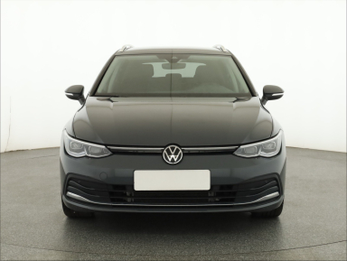 Volkswagen Golf - 2021