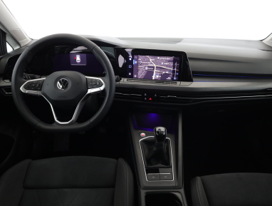 Volkswagen Golf - 2021