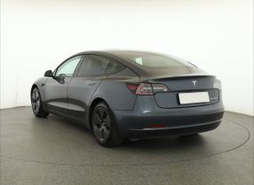 Tesla Model 3 - 2020