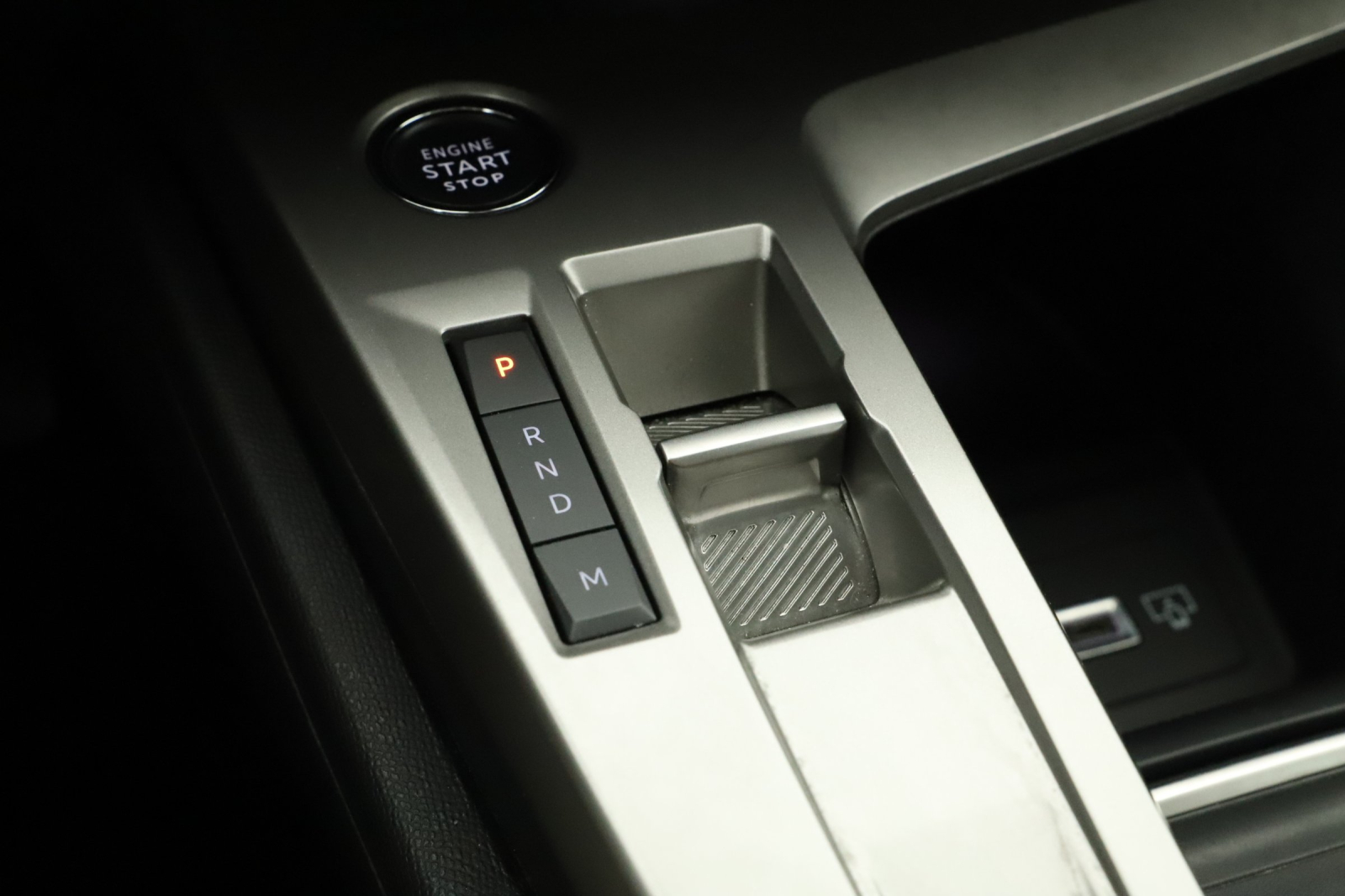 Peugeot 408 - 2024