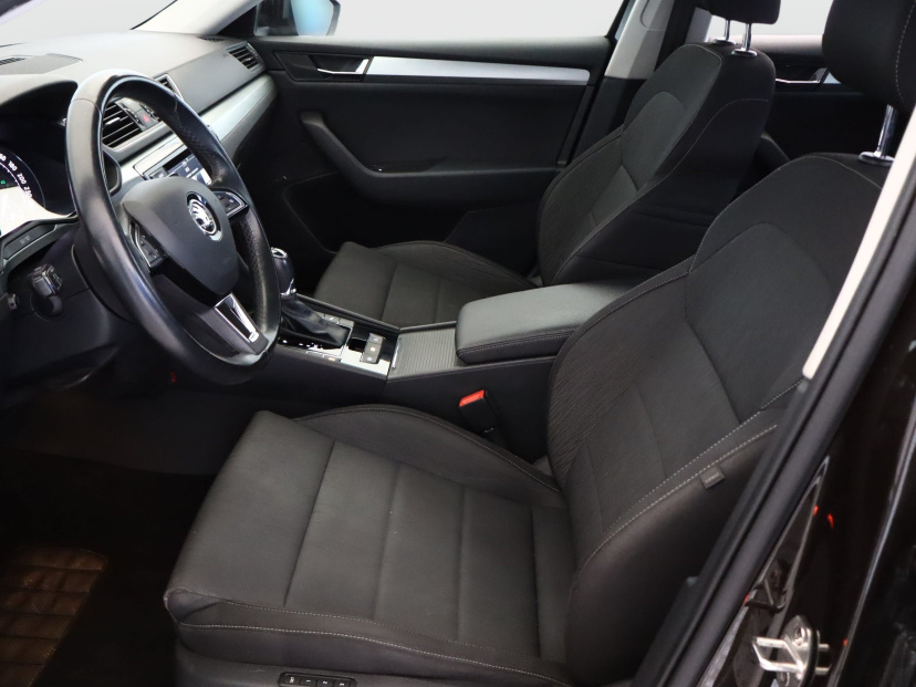 Škoda Superb, 2016