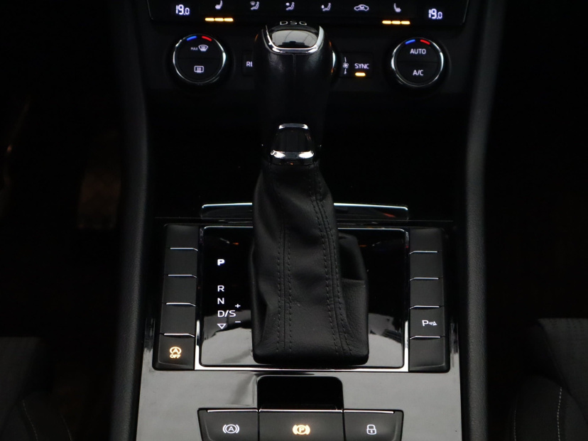 Škoda Superb, 2016