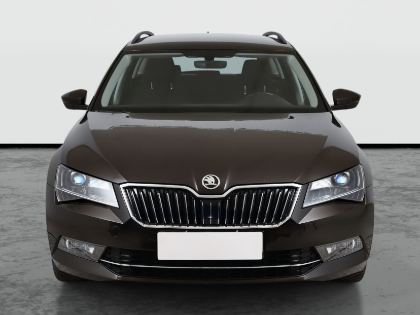 Škoda Superb, 2016