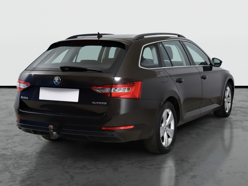 Škoda Superb, 2016
