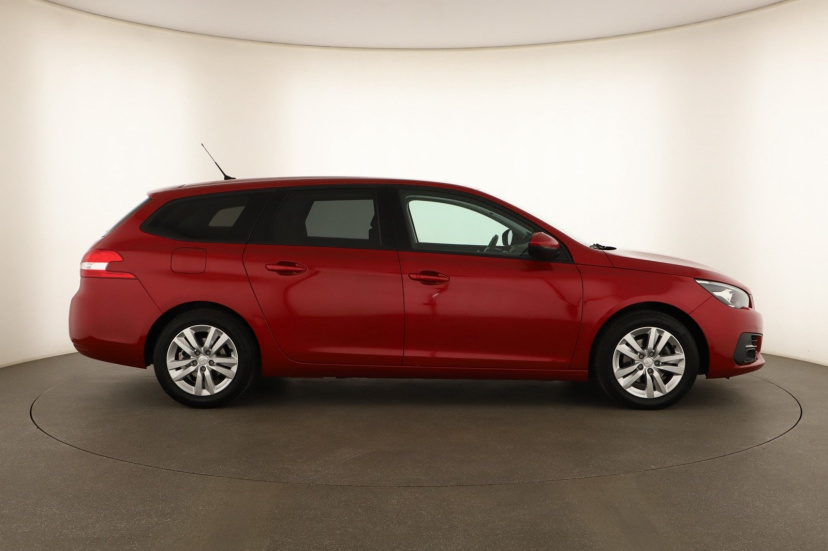 Peugeot 308, 2018