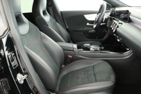 Mercedes-Benz CLA - 2021