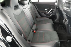 Mercedes-Benz CLA - 2021
