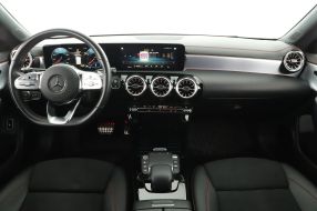 Mercedes-Benz CLA - 2021