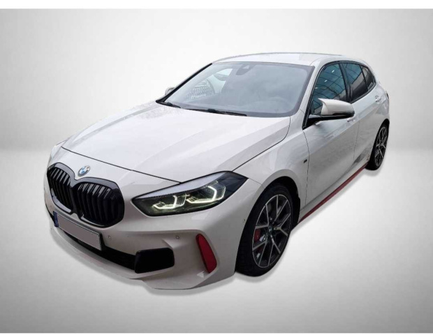BMW 1 2021