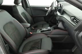 Ford Kuga - 2024