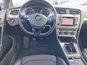 Volkswagen Golf - 2017