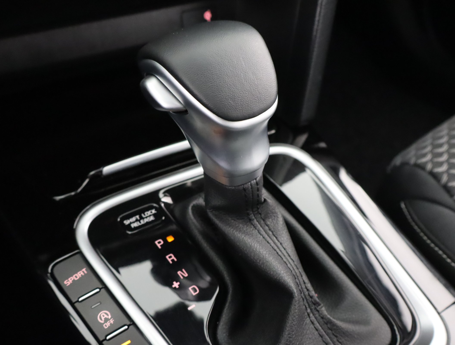 Kia XCeed - 2025