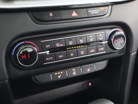 Kia XCeed - 2025