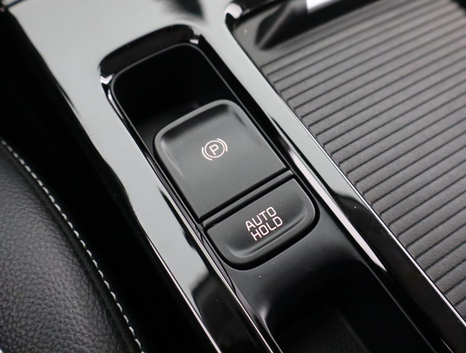 Kia XCeed - 2025