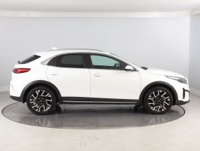 Kia XCeed - 2025