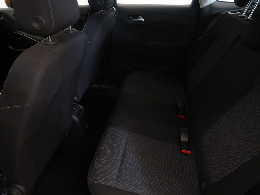 Opel Crossland, 2017