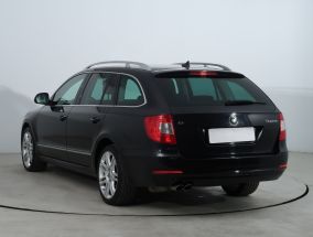 Skoda Superb - 2011