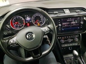 Volkswagen Touran - 2023