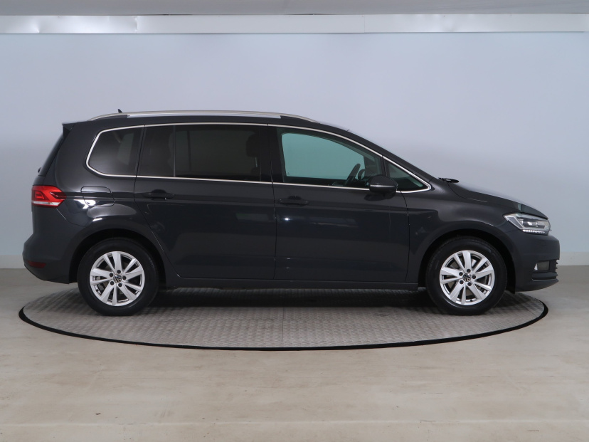 Volkswagen Touran, 2023
